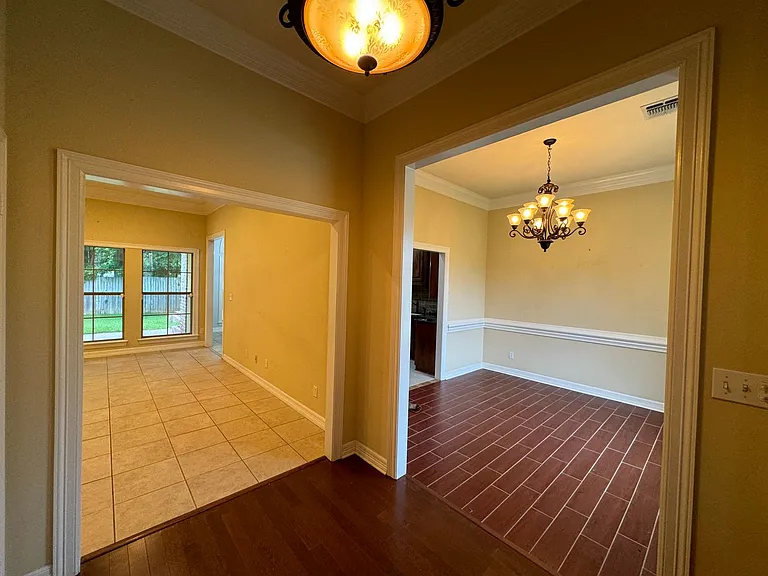 472 Grand Oaks Dr — Photo 7