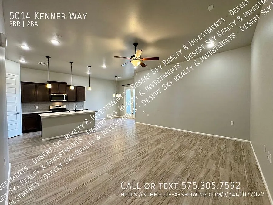 3 Bedroom 2 Bath Townhome — Photo 3