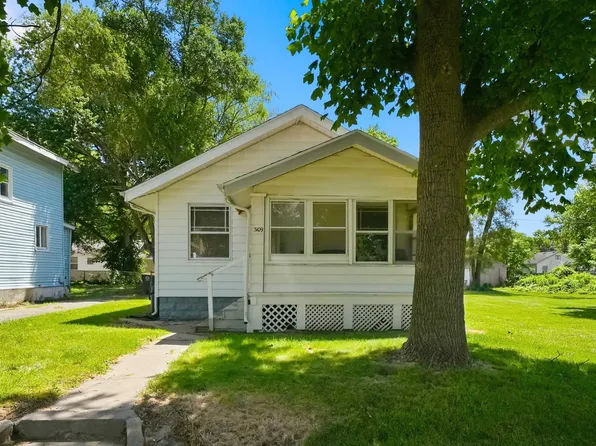 3109 Central Dr, Fort Wayne, IN 46806