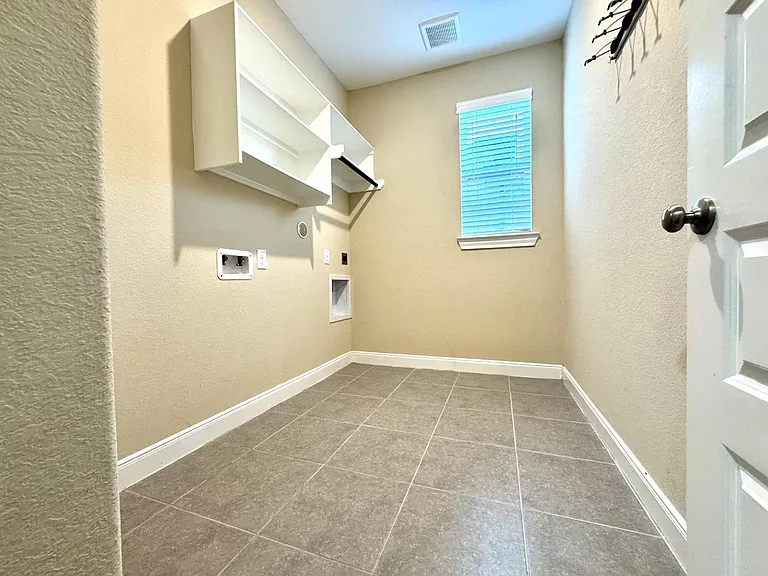 27034 Triana River Cir — Photo 21