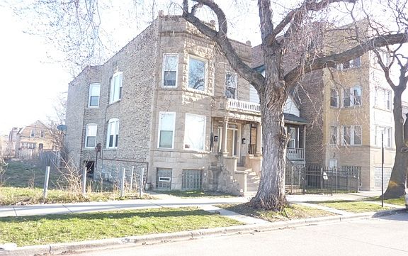 2nd image of 4252 W Congress Pkwy