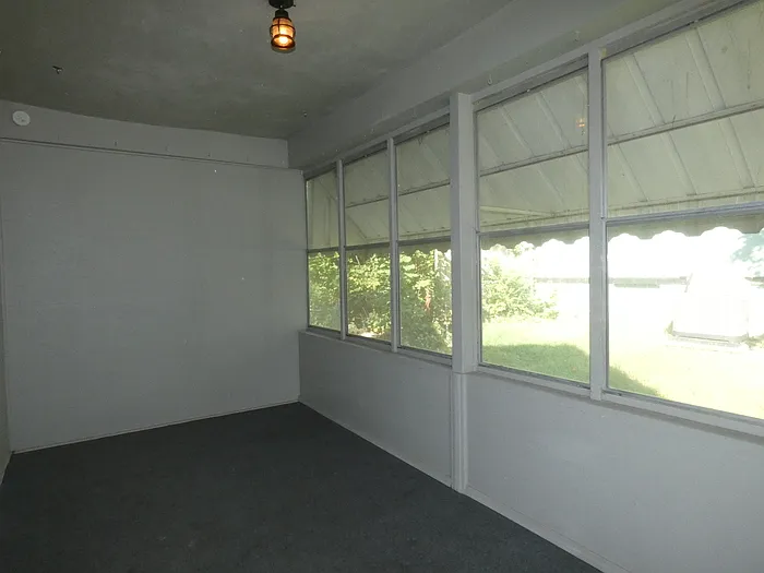 3 bed, 2.5 bath, 1616 sqft, $1,675 — Photo 4
