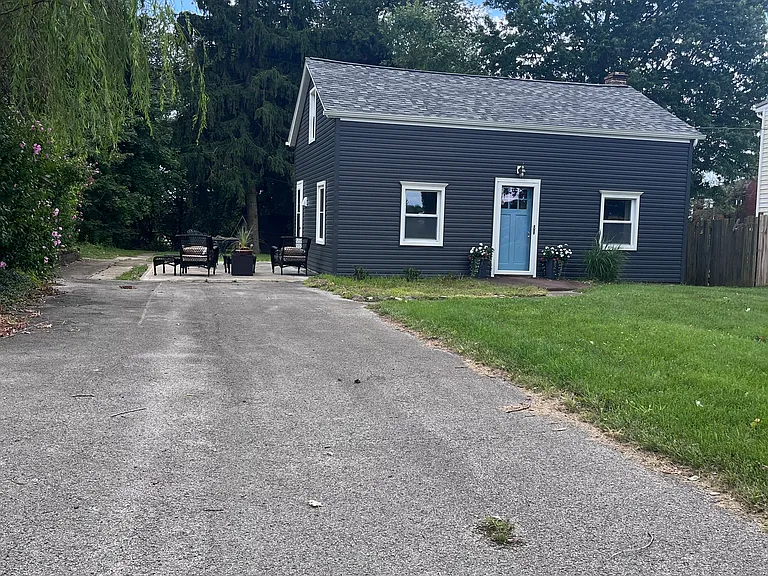 230 Center Grange Rd — Photo 1
