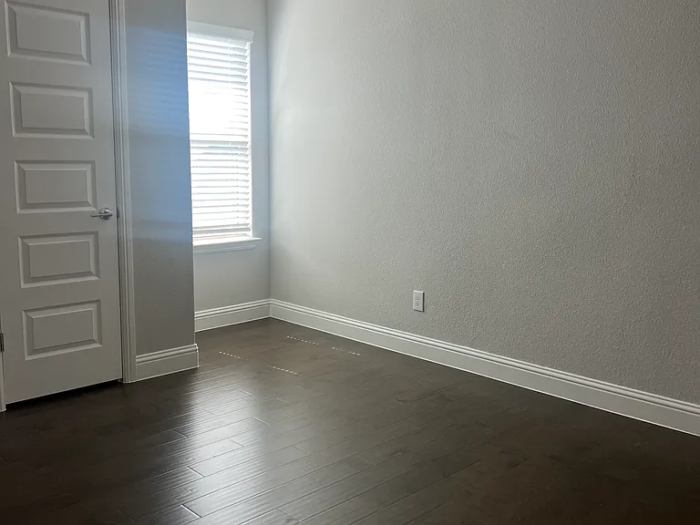 13244 Jonata St — Photo 34