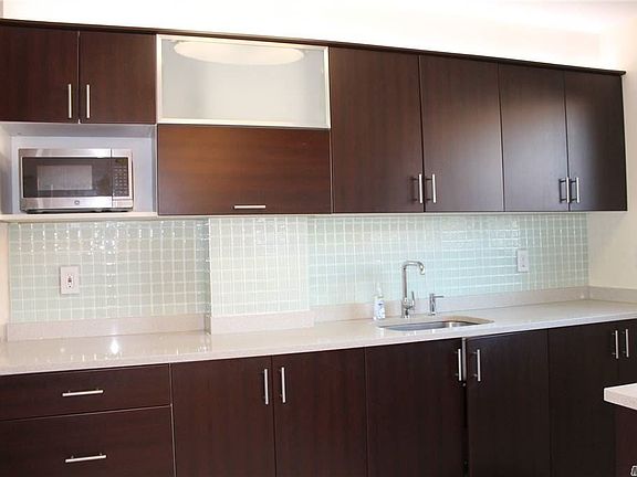 5th image of 61-43 79th St
