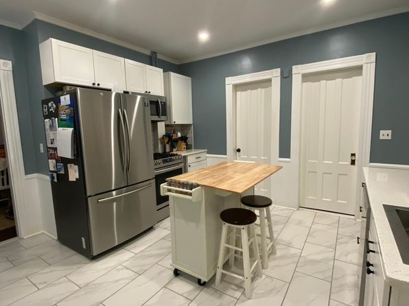 (undisclosed Address), Shelton, CT 06484