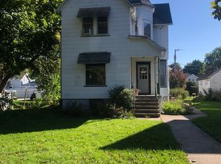 607 11th Ave, Mendota, IL 61342