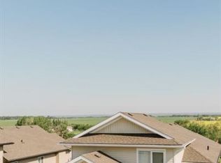 10411 S 103rd Ave, Sexsmith, AB T0H3C0