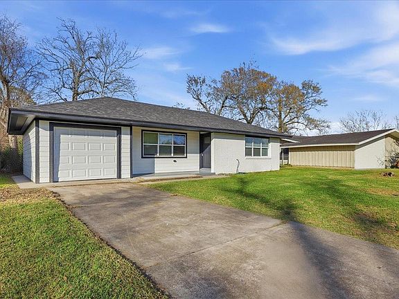 4th image of 4030 Bayou Rd