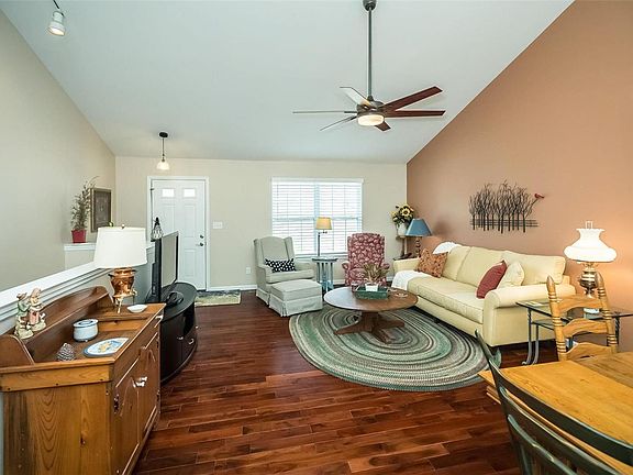 5th image of 3882 Oaklin Dr