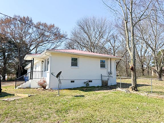 5th image of 877 Shoal Creek Trl NE