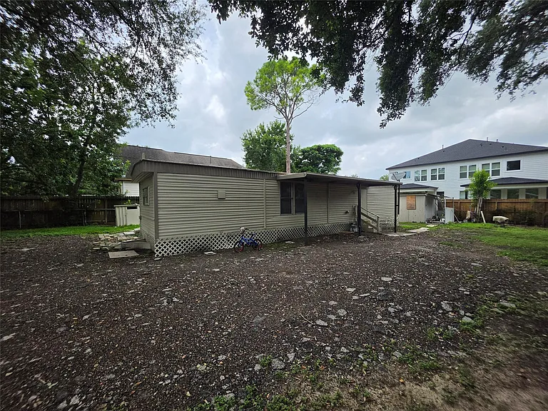 6426 W Bend St — Photo 15