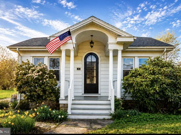 26 Valley Rd, Jacobus, PA 17407