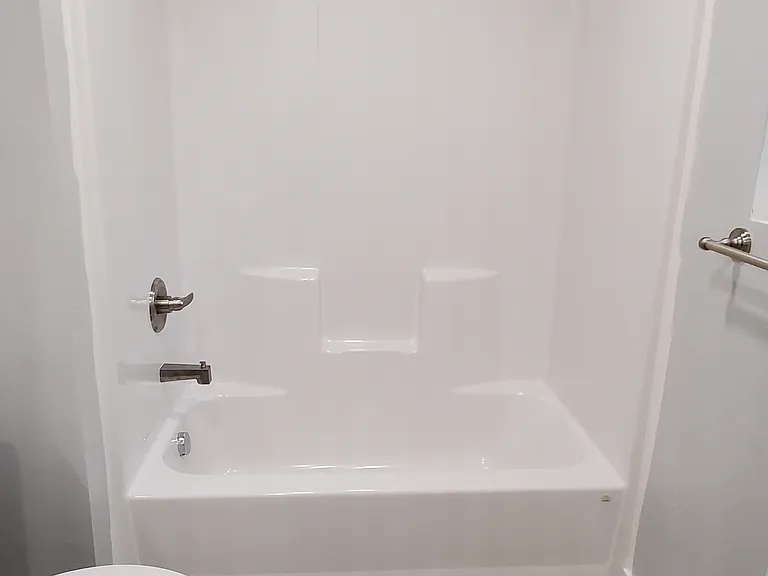 536 Teller Ave #B — Photo 5