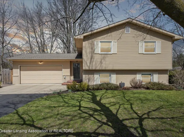 1564 Tomlinson Rd, Mason, MI 48854