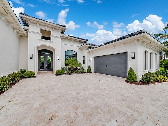 2nd image of 9601 Labelle Ct