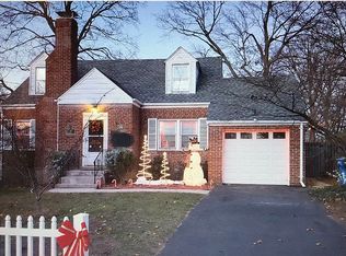 453 Woodin St, Hamden, CT 06514