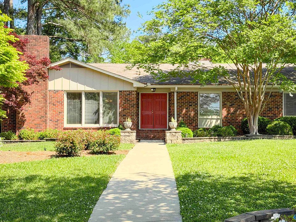 1st image of 2804 Peabody Cir SE
