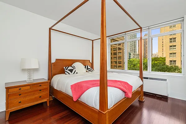 Rented by LKW International Real Estate LLC | media 8