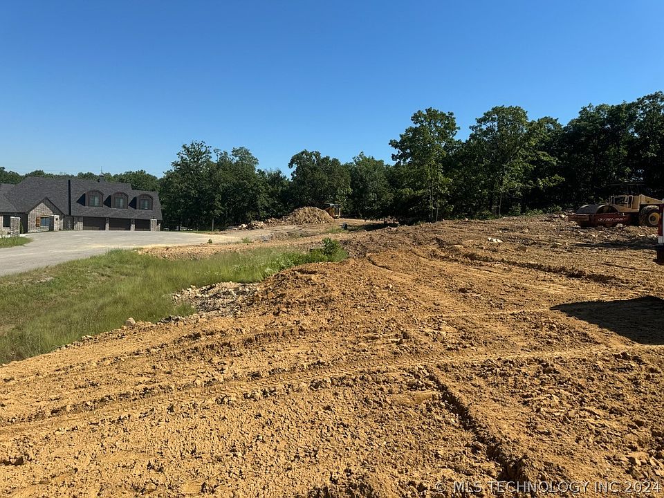 1st image of 21 Cross Oaks Ct