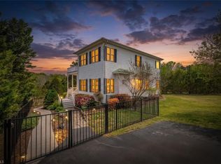 170 Lake Pointe Dr, Yanceyville, NC 27379