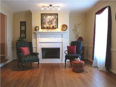 1st image of 1103 Laurelwood Dr