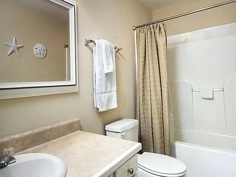 104 Harbor Lights Dr — Photo 7