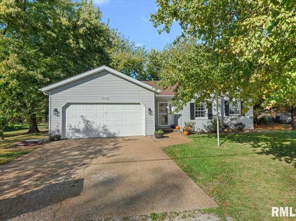 23732 W Jackson St, Athens, IL 62613