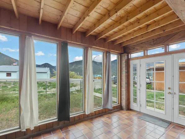2462 Hwy 522, Questa, NM 87556