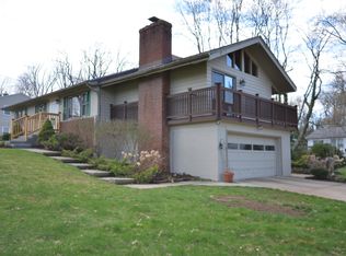 2503 Sand Run Pkwy, Akron, OH 44333