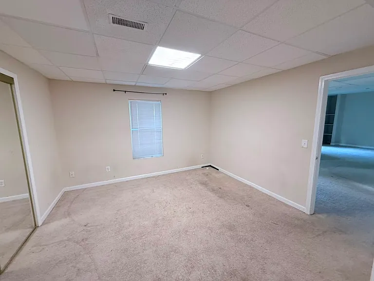1227 Mandalay Ct — Photo 29
