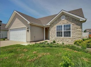 708 Corey Ln, Champaign, IL 61822