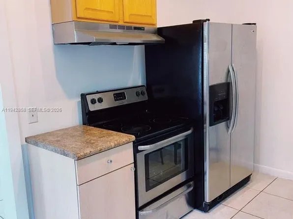 105 NW 31st St #1, Miami, FL 33127