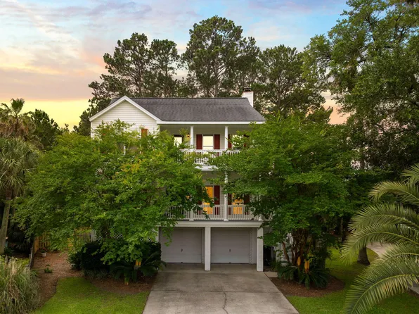 1417 S Jetties Ct, Mount Pleasant, SC 29466