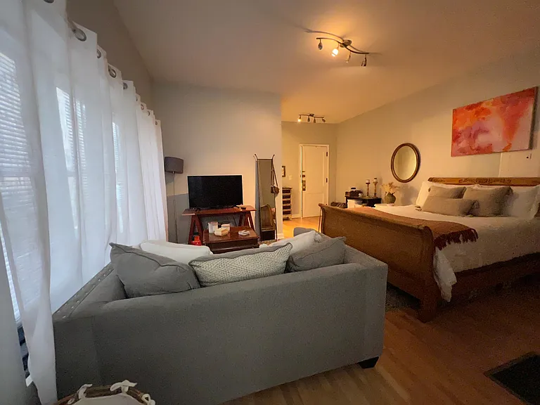 3443 N Broadway St #1E — Photo 5