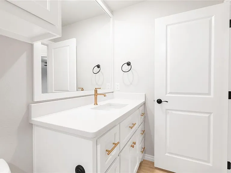 12616 Velvet Ash Ave — Photo 16