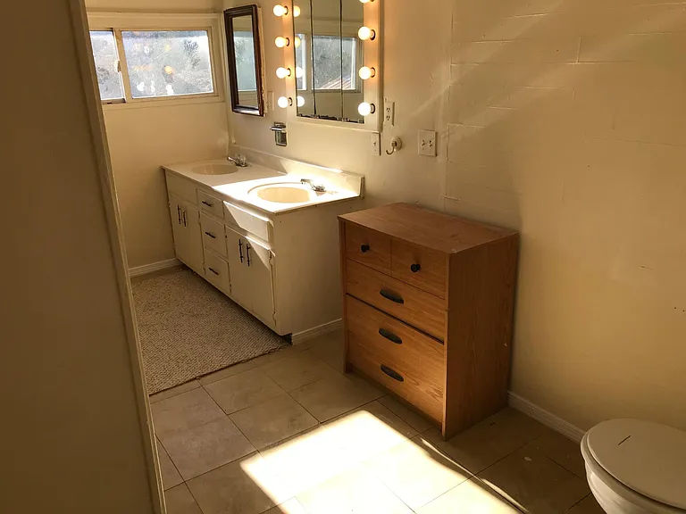 189 Elberton St — Photo 9