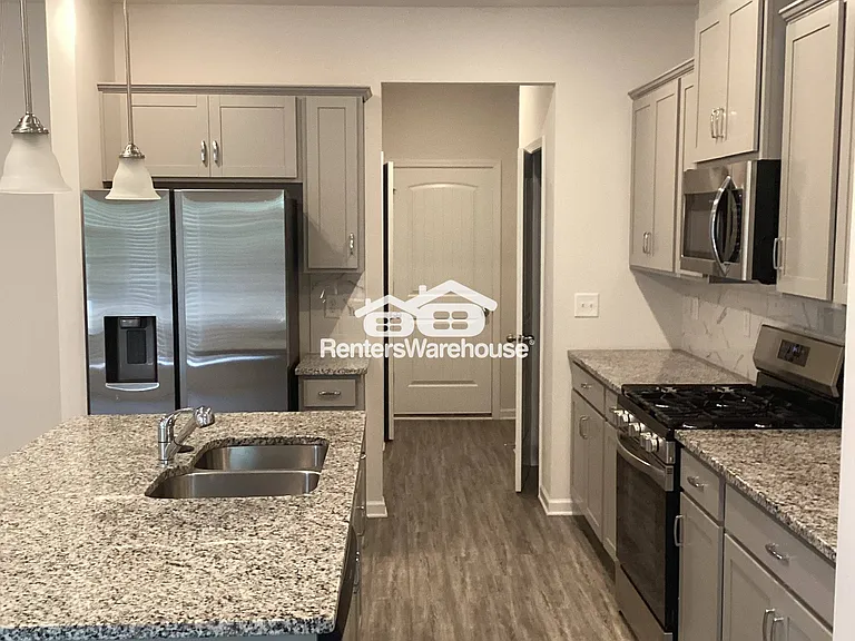 1132 Chastain Dr — Photo 22