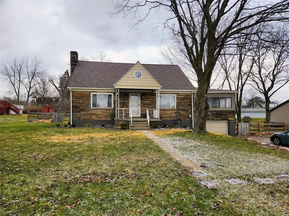 212 Highfield Rd, Butler, PA 16001