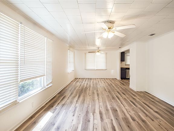 4th image of 1329 Gorman Rd