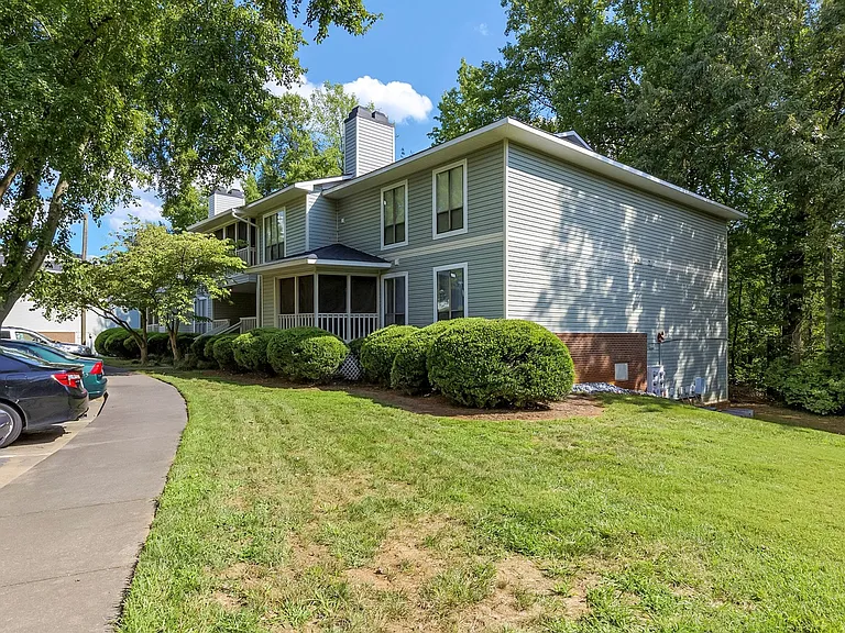 Brandemere Apartment Homes — Photo 17