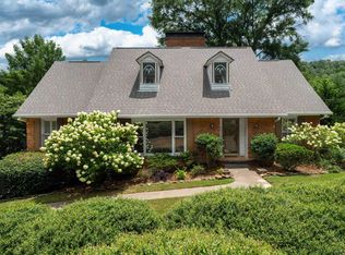 7691 Windsong Dr, Trussville, AL 35173