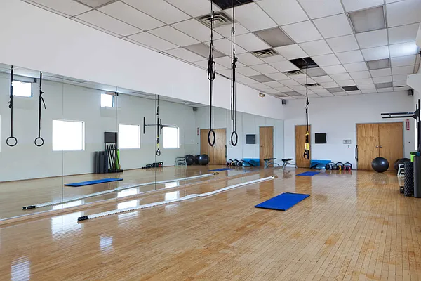 Rented by JEMB Realty | media 34