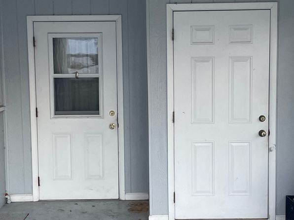 1433 W Lake Cannon Dr NW