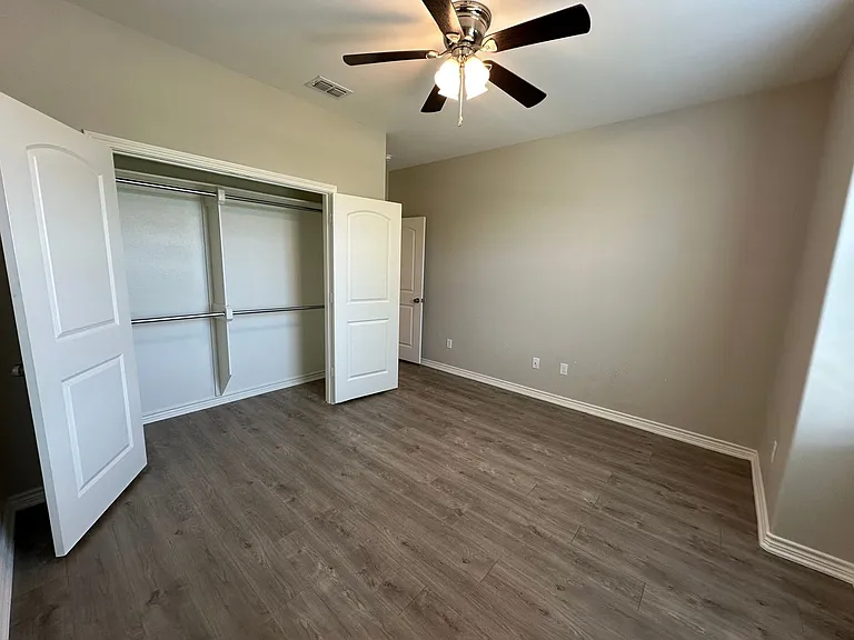2672 Barbee Rd — Photo 5