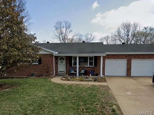 159 Ranchmoor Trl, Ballwin, MO 63011