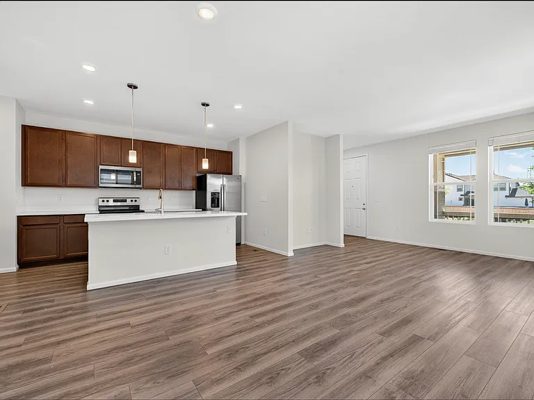 6361 N Malaya St — Photo 4
