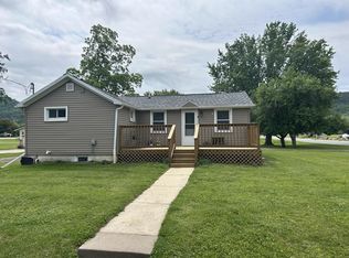 100 Anderson St, Coon Valley, WI 54623