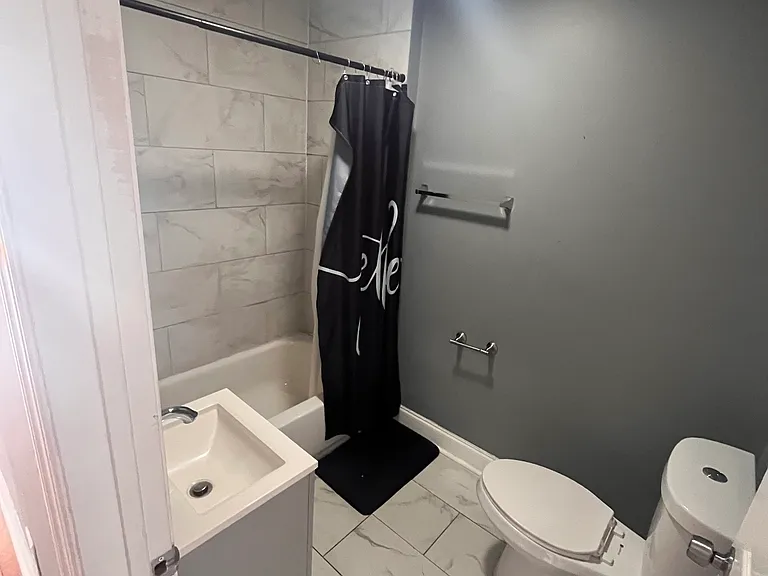 7123 Woodland Ave #3 — Photo 5