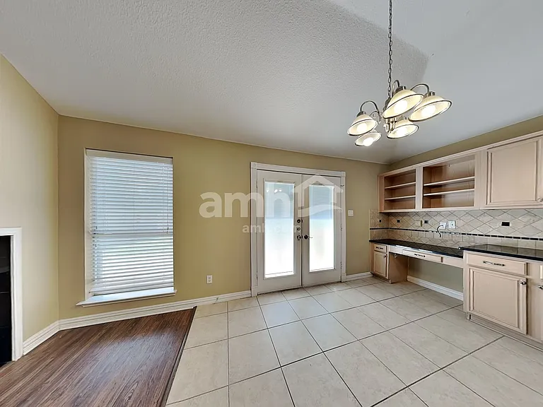 7202 Airline Dr — Photo 5